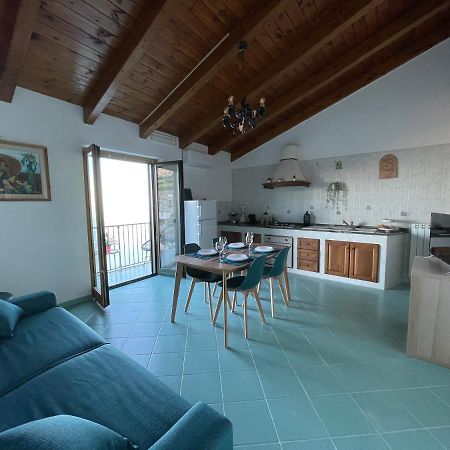 Seaview Apartments Фуроре Экстерьер фото